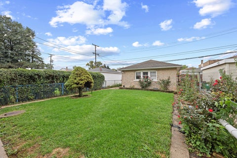 Tiny photo for 2626 Cuyler Avenue, Berwyn, IL 60402 (MLS # 12789769)