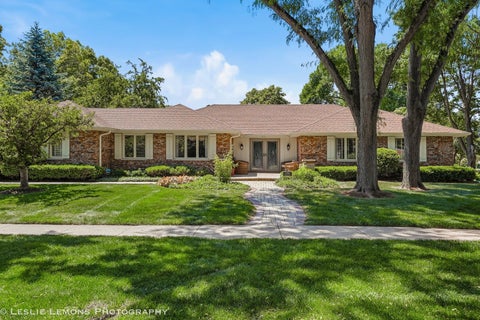 Photo of 1160 Cheshire Avenue, Naperville, IL 60540 (MLS # 12682385)