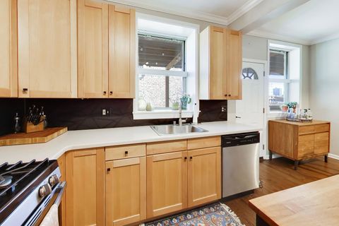 Tiny photo for 6253 N Magnolia Avenue #3, Chicago, IL 60660 (MLS # 12621550)