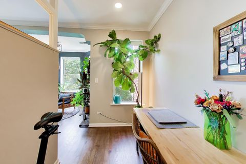 Tiny photo for 6253 N Magnolia Avenue #3, Chicago, IL 60660 (MLS # 12621550)
