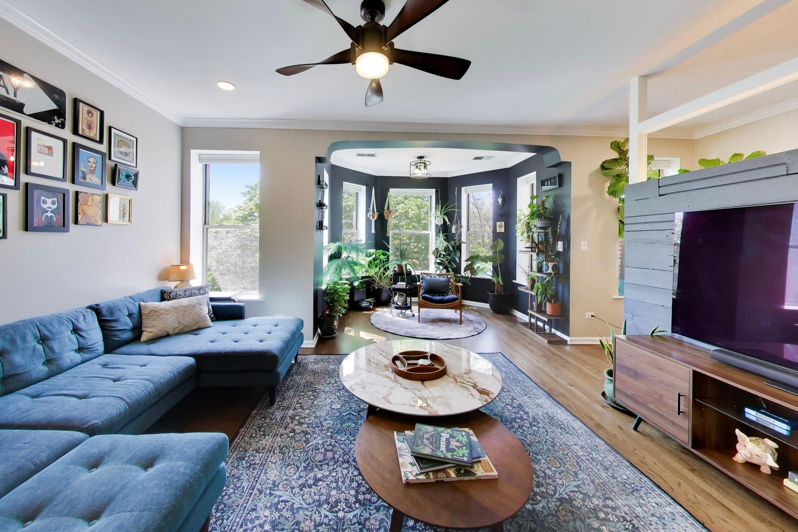 6253 N Magnolia Avenue 3