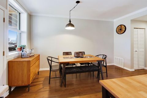 Tiny photo for 6253 N Magnolia Avenue #3, Chicago, IL 60660 (MLS # 12621550)