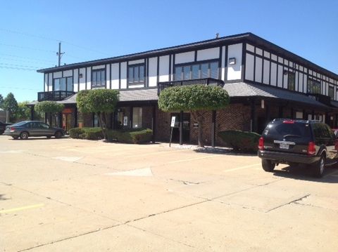 1700 E ALGONQUIN Road 106 Algonquin IL 60102