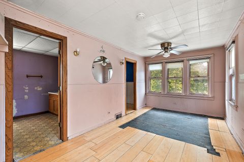 Tiny photo for 9827 Melvina Avenue, Oak Lawn, IL 60453 (MLS # 12499448)