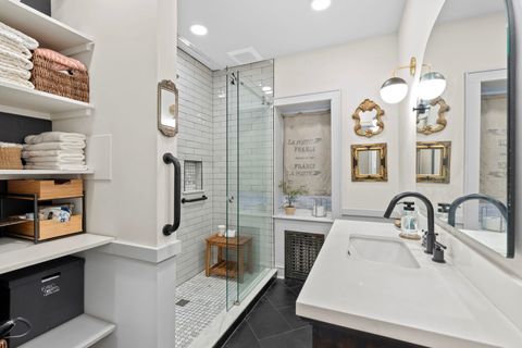 Tiny photo for 1129 Bonnie Brae Place #1S, River Forest, IL 60305 (MLS # 12485041)