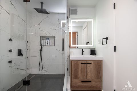 Tiny photo for 2909 N Sheridan Road #407, Chicago, IL 60657 (MLS # 12605775)