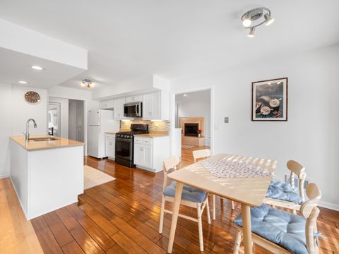 Tiny photo for 16 Princess Court #16, Westchester, IL 60154 (MLS # 12465182)