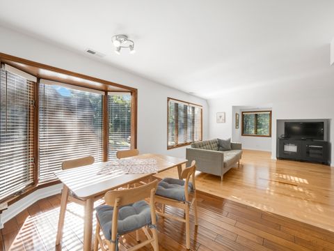 Tiny photo for 16 Princess Court #16, Westchester, IL 60154 (MLS # 12465182)