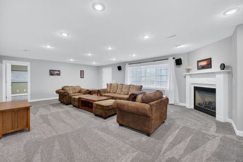 Tiny photo for 5280 Kristi Lane, Bettendorf, IA 52722 (MLS # 12573112)