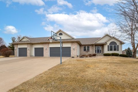 Tiny photo for 5280 Kristi Lane, Bettendorf, IA 52722 (MLS # 12573112)