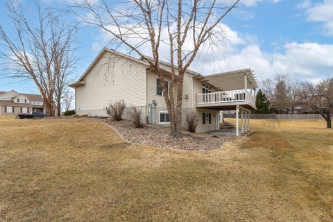 Tiny photo for 5280 Kristi Lane, Bettendorf, IA 52722 (MLS # 12573112)
