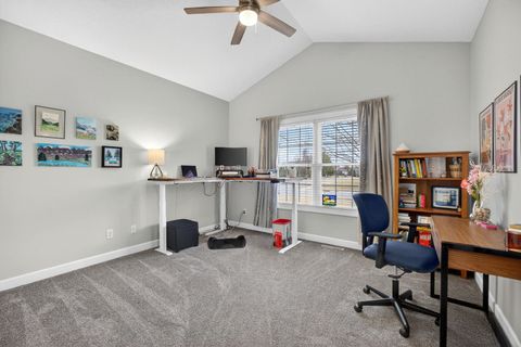 Tiny photo for 5280 Kristi Lane, Bettendorf, IA 52722 (MLS # 12573112)