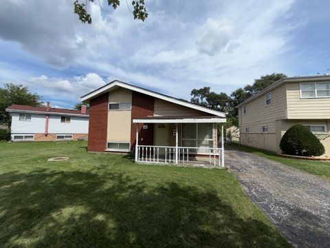 Photo of 1481 Lincoln Place, Calumet City, IL 60409 (MLS # 12459506)