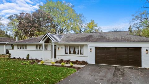 A home in Indian Head Park