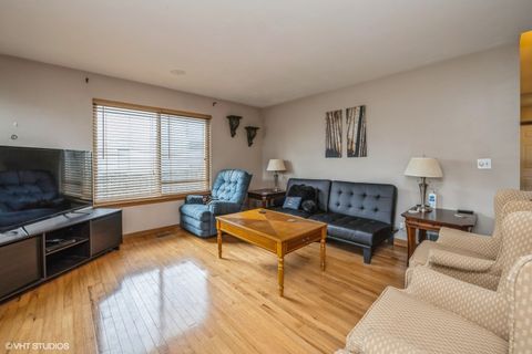 Tiny photo for 10036 Ashley Court, Huntley, IL 60142 (MLS # 12458774)