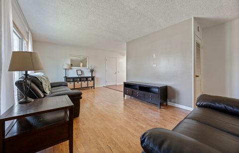 Tiny photo for Carol Stream, IL 60188 (MLS # 12541134)