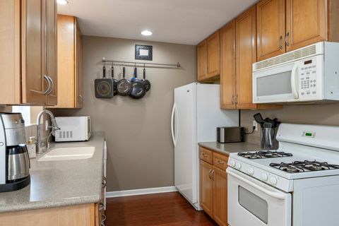 Tiny photo for Carol Stream, IL 60188 (MLS # 12541134)