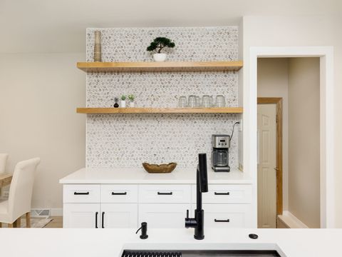 Tiny photo for 1649 Park Avenue, Hanover Park, IL 60133 (MLS # 12499381)