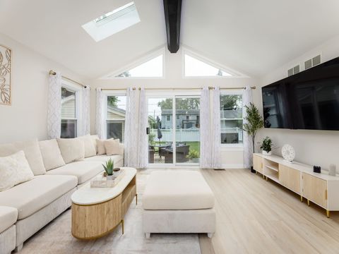 Tiny photo for 1649 Park Avenue, Hanover Park, IL 60133 (MLS # 12499381)