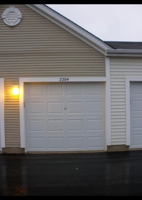 Tiny photo for 2207 Silverstone Drive #2207, Carpentersville, IL 60110 (MLS # 12725700)