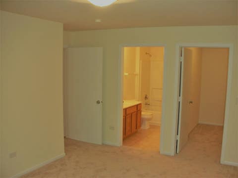 Tiny photo for 2207 Silverstone Drive #2207, Carpentersville, IL 60110 (MLS # 12725700)