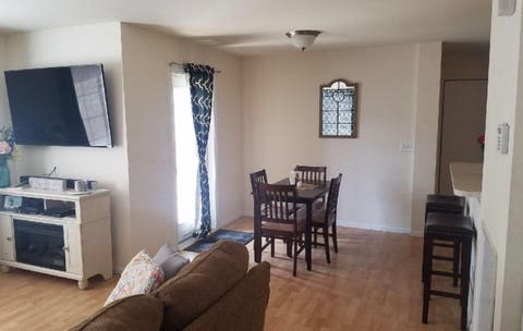 Tiny photo for 2207 Silverstone Drive #2207, Carpentersville, IL 60110 (MLS # 12725700)