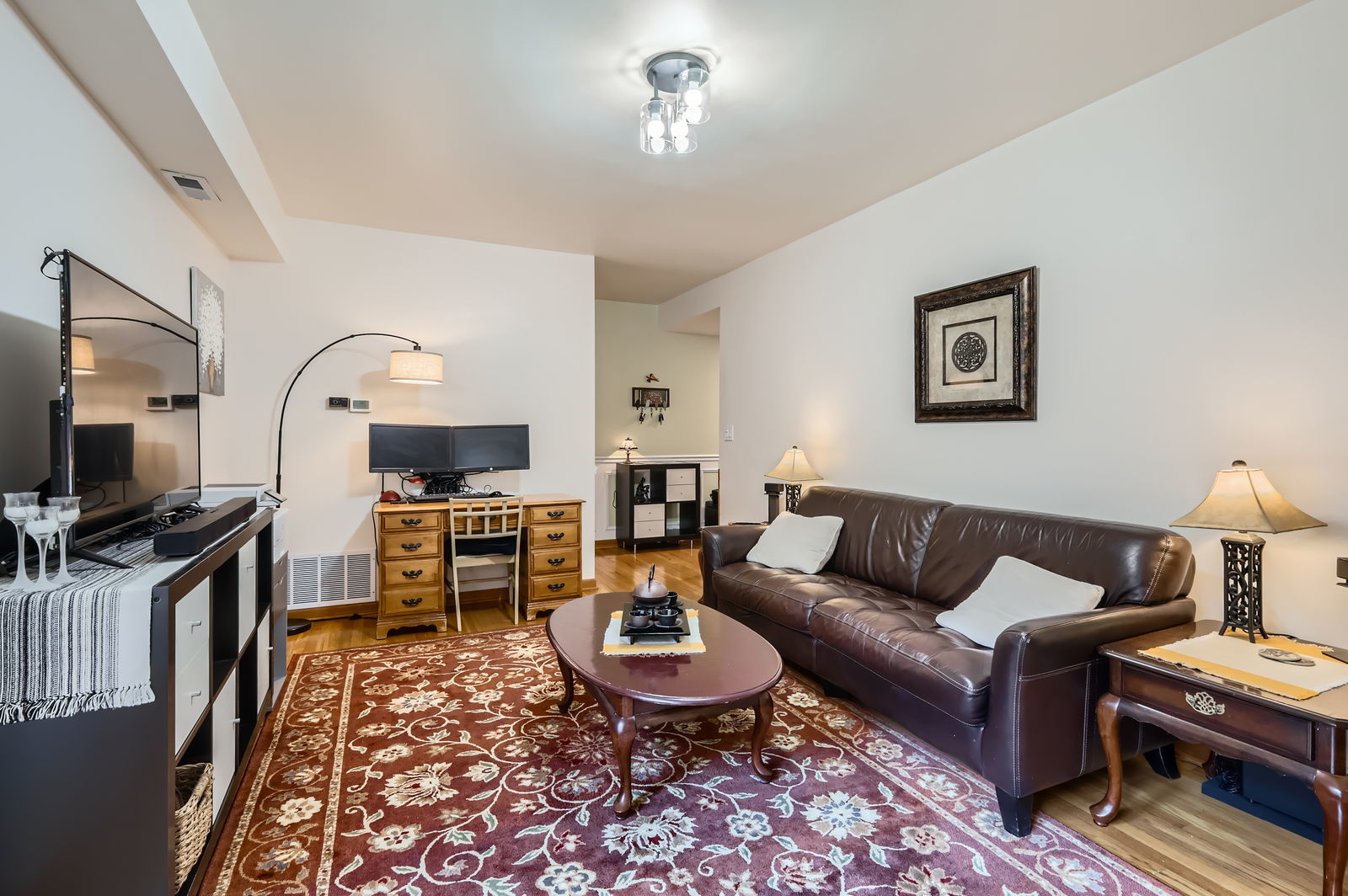 28 S 6th Avenue 1D