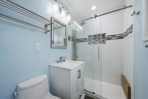 Tiny photo for 601 E Dogwood Lane, Mount Prospect, IL 60056 (MLS # 12739921)