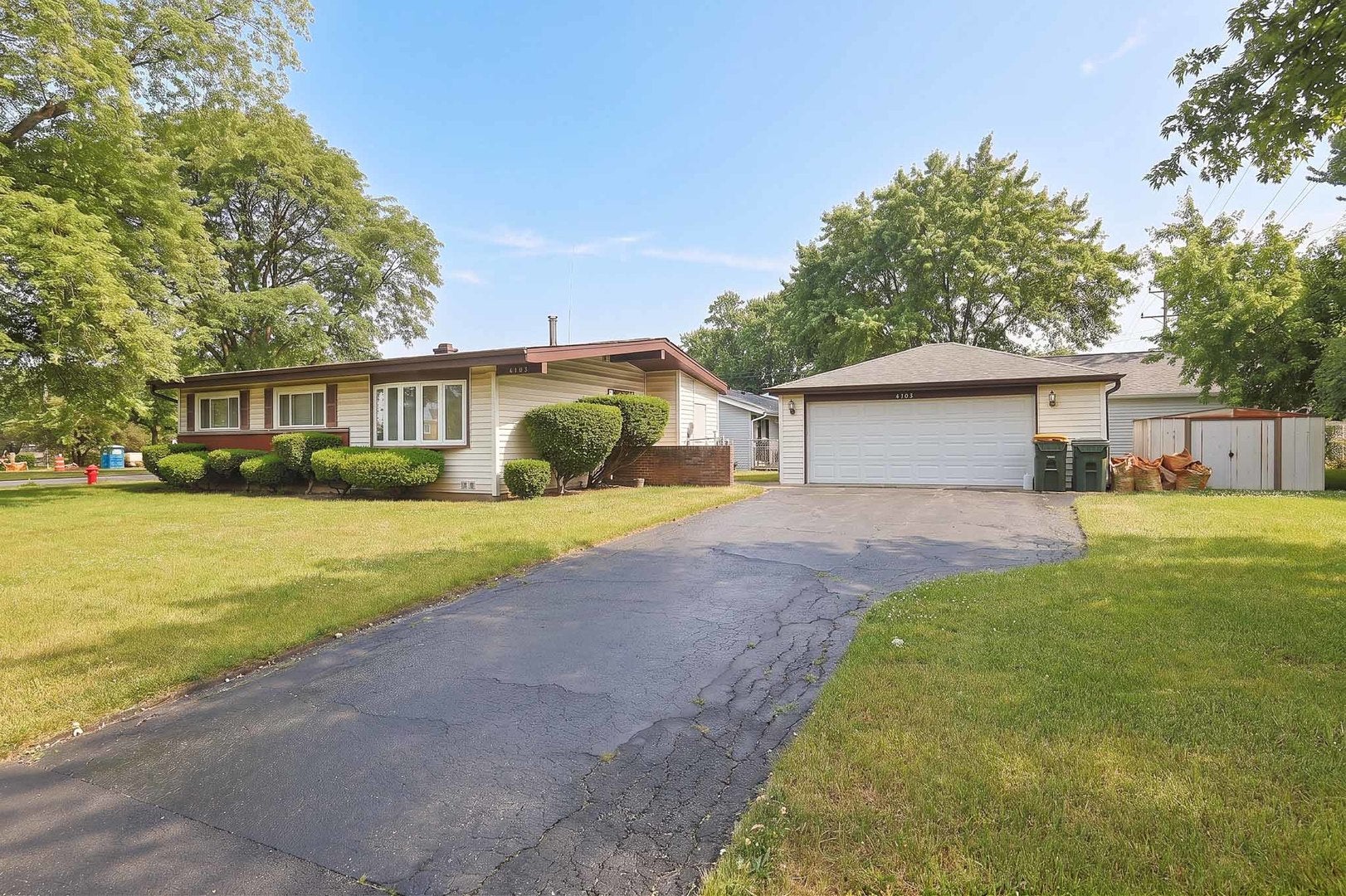 4103 Wren Lane