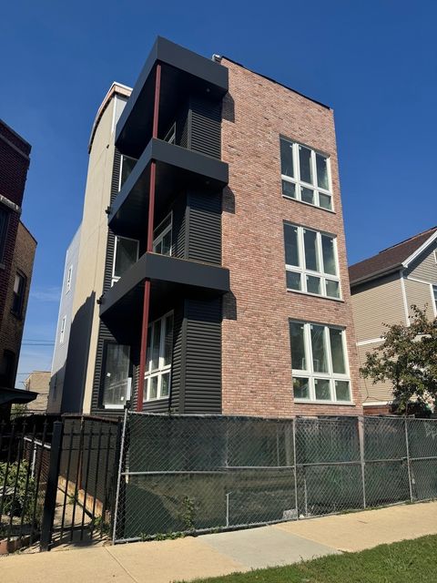 Photo of 1244 N Kedzie Avenue #1, Chicago, IL 60651 (MLS # 12610102)