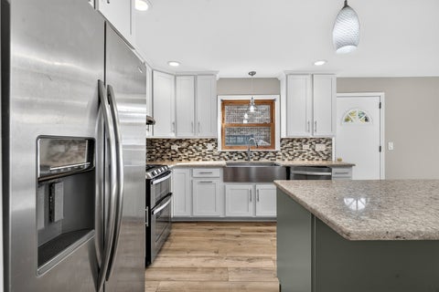 Tiny photo for 3848 W 107th Street, Chicago, IL 60655 (MLS # 12796543)