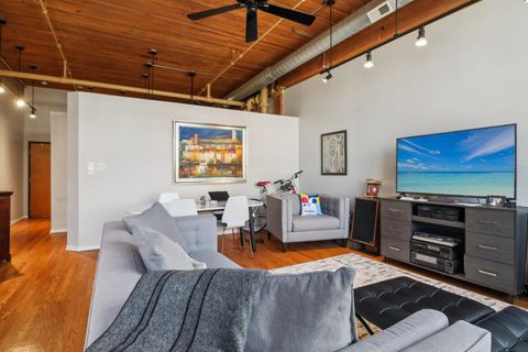 Tiny photo for 1801 S Michigan Avenue #505, Chicago, IL 60616 (MLS # 12597917)