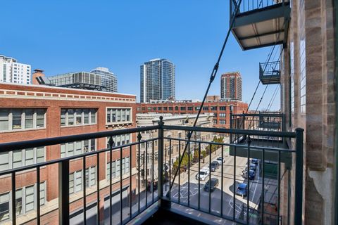 Tiny photo for 1801 S Michigan Avenue #505, Chicago, IL 60616 (MLS # 12597917)