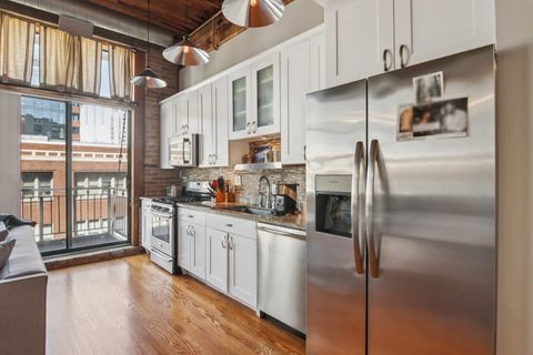 Tiny photo for 1801 S Michigan Avenue #505, Chicago, IL 60616 (MLS # 12597917)