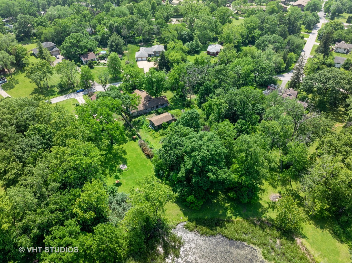 29W178 Woodland Avenue