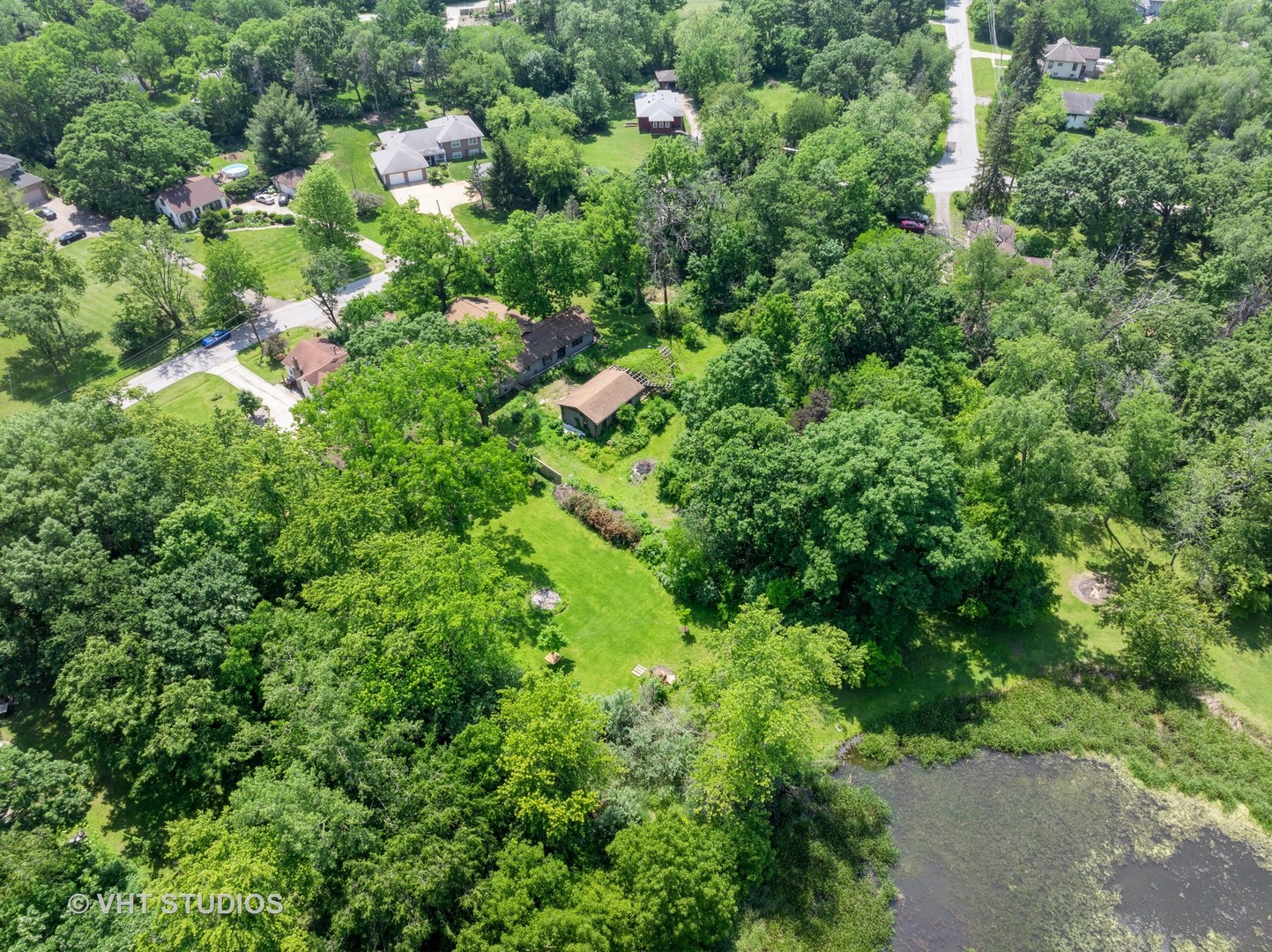 29W178 Woodland Avenue