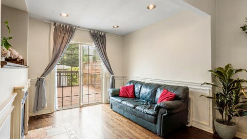 Tiny photo for 4738 N Springfield Avenue, Chicago, IL 60625 (MLS # 12737571)
