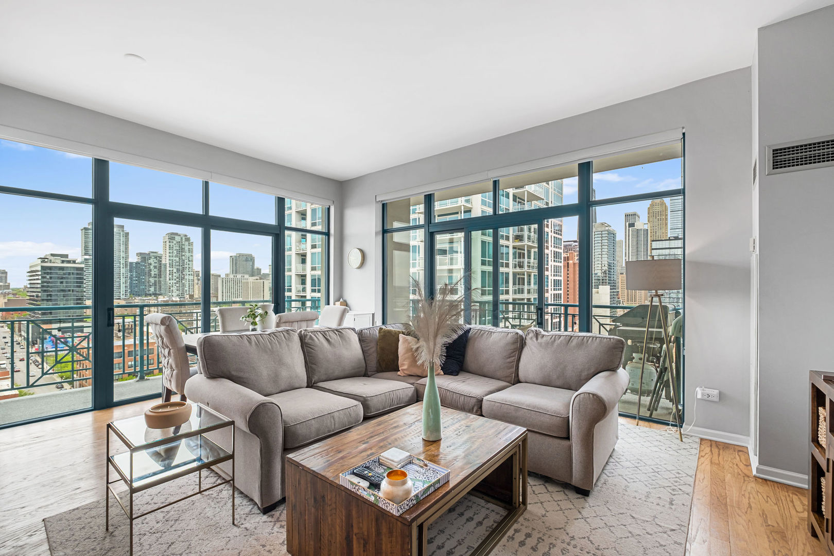 340 W Superior Street 1401