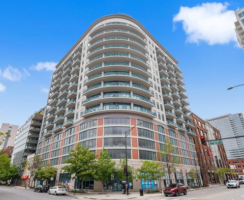 Photo of 340 W Superior Street #1401, Chicago, IL 60654 (MLS # 12644899)
