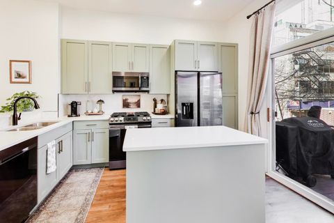 Tiny photo for 222 E CULLERTON Street, Chicago, IL 60616 (MLS # 12570553)