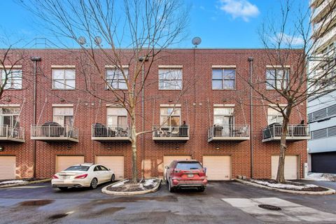 Tiny photo for 222 E CULLERTON Street, Chicago, IL 60616 (MLS # 12570553)