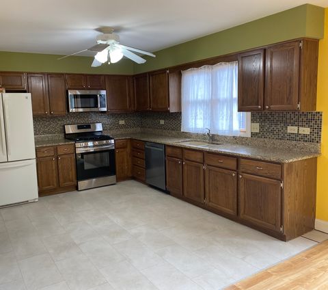 Tiny photo for St. Charles, IL 60174 (MLS # 12615593)