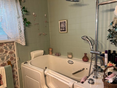Tiny photo for 801 E Honeywell Avenue, Hoopeston, IL 60942 (MLS # 12701215)