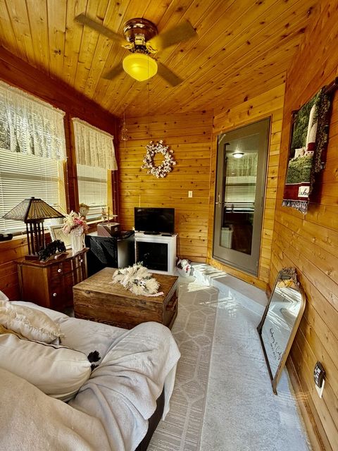 Tiny photo for 2208 4th Avenue, Sterling, IL 61081 (MLS # 12485688)