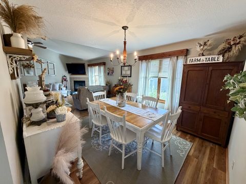 Tiny photo for 2208 4th Avenue, Sterling, IL 61081 (MLS # 12485688)