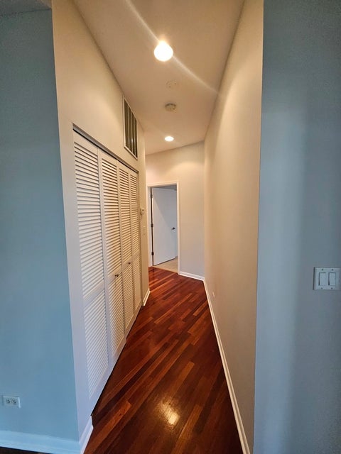 Tiny photo for 4770 N Manor Avenue #304, Chicago, IL 60625 (MLS # 12722019)