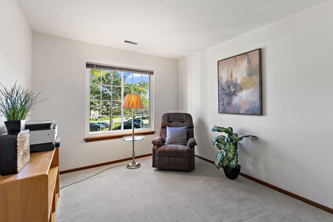 Tiny photo for 1002 Boston Circle #1002, Schaumburg, IL 60193 (MLS # 12779995)