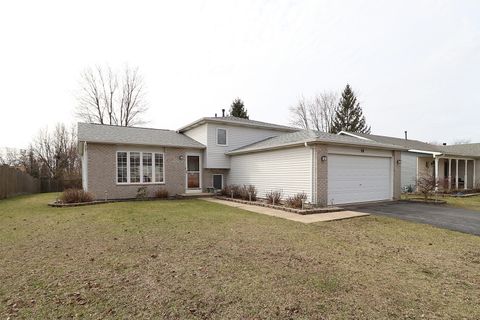 Photo of 59 AUSTRIAN Drive, Romeoville, IL 60446 (MLS # 12601111)