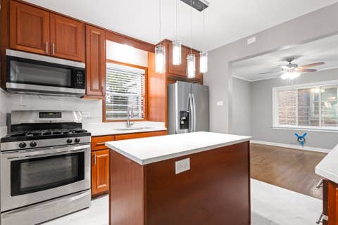 Tiny photo for 10231 S Rhodes Avenue, Chicago, IL 60628 (MLS # 12730183)
