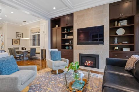 Tiny photo for 1921 N Dayton Street, Chicago, IL 60614 (MLS # 12533370)